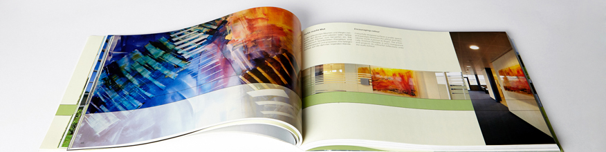 Brosch&uuml;re mit Klebebindung