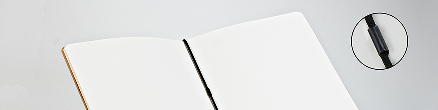 Brosch&uuml;re mit Gummibandbindung in schwarz